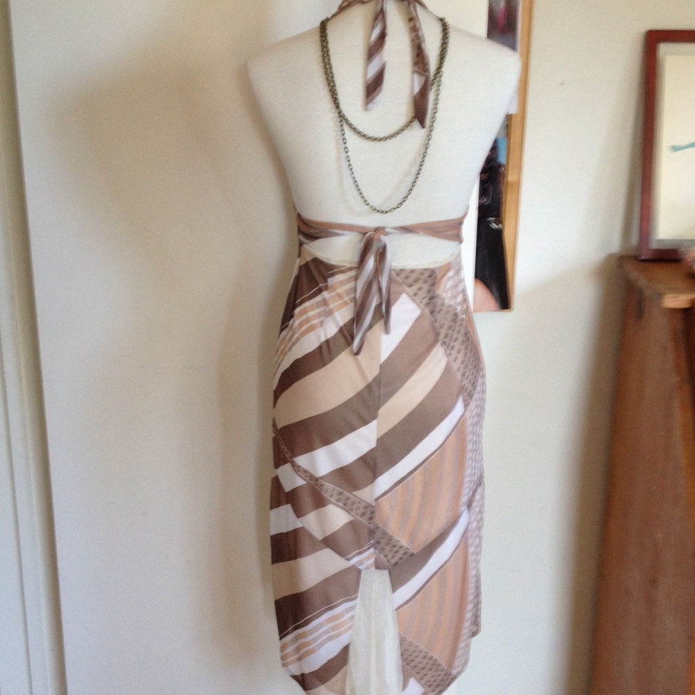 Silk halter dress. - Picture 4 of 4